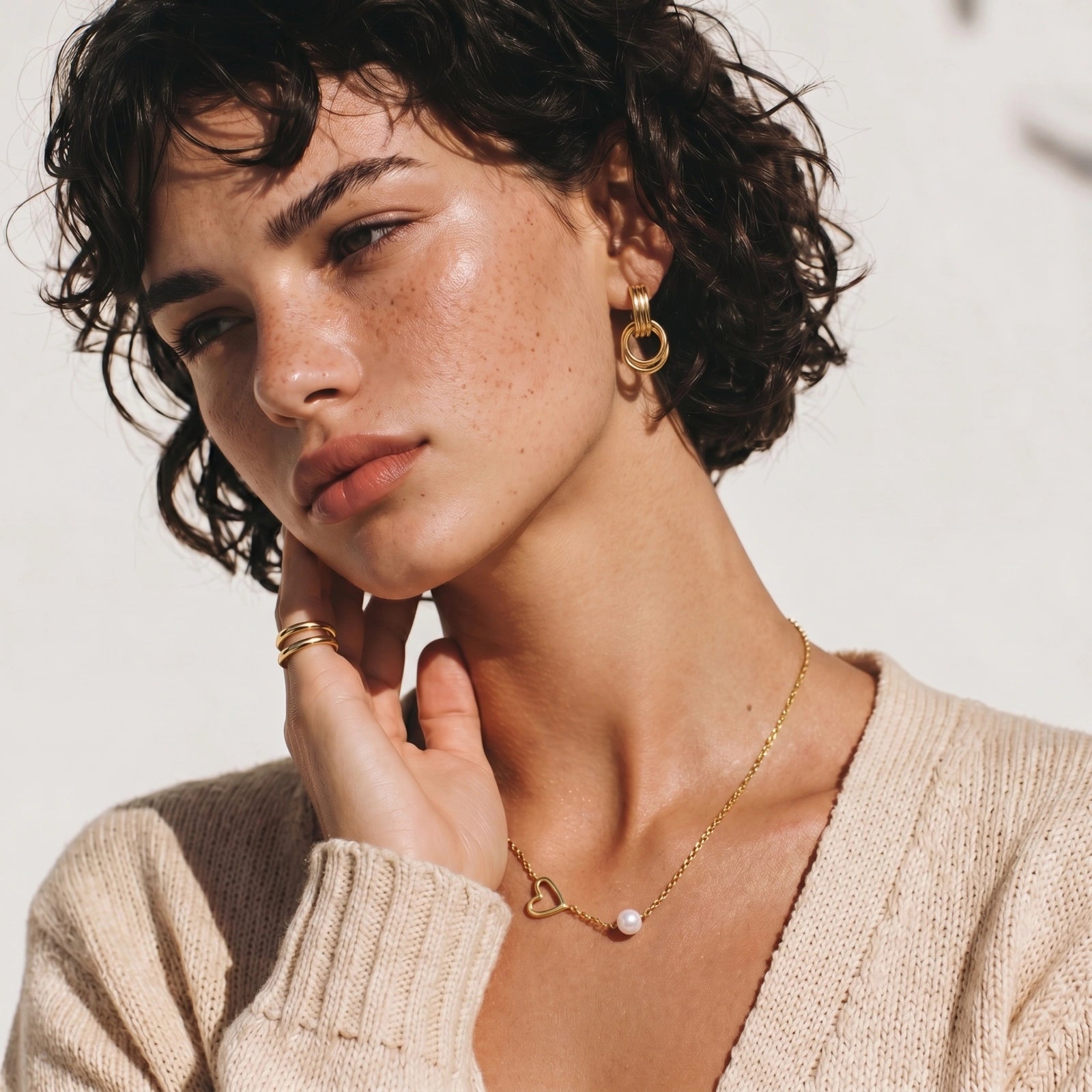 Pearl Heart Embrace Necklace | Ava Sterling