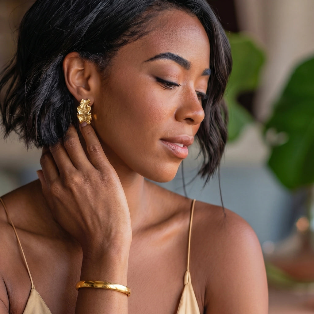 Bold Hinge Bangle | Ava Sterling
